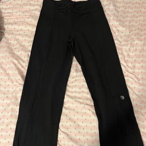 Ruched low rise flare black leggings